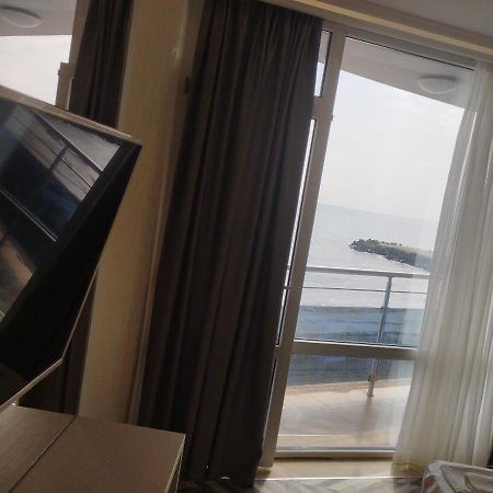 ポモリエSea View Triple S Bアパートメント エクステリア 写真